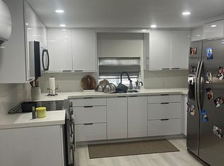 11201 SW 55th St #L-35, Miramar, FL 33025