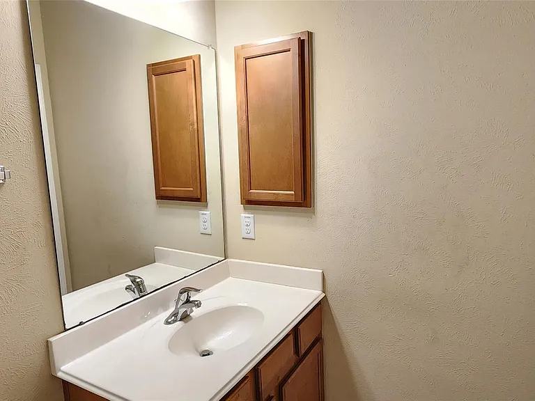 24502 Carlton Springs Ln — Photo 25