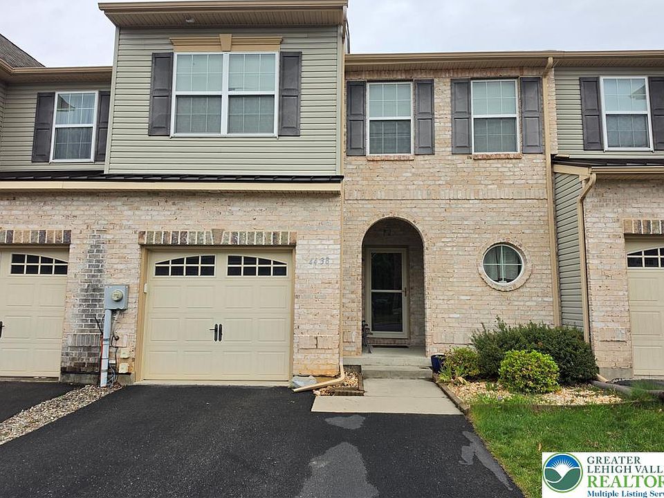 1st image of 4438 Elmwood Dr