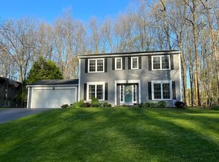 37 S Ridge Trl, Fairport, NY 14450