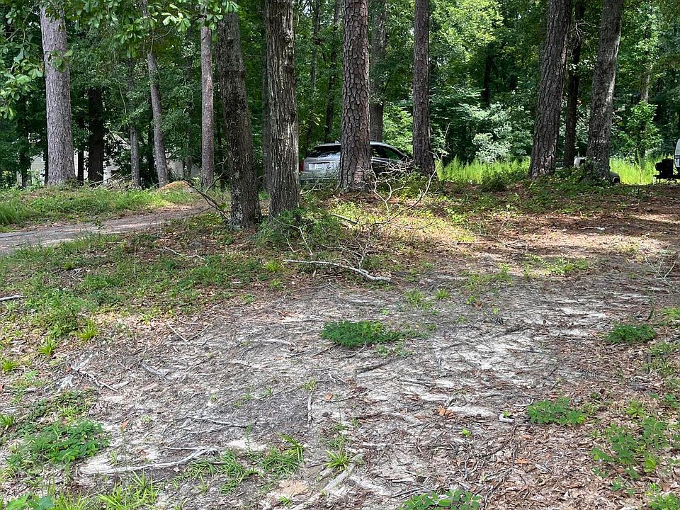2nd image of 1215 Dogwood Dr