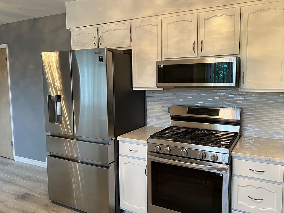 1st image of 8420 McCormick Blvd #2