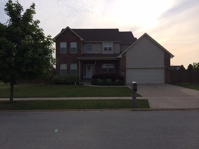 Landscaped yard on an oversized corner lot