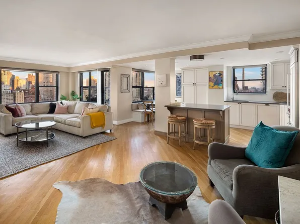 200 E 74th St APT 21A, New York, NY 10021