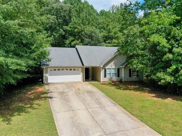 763 Courthouse Park Dr, Temple, GA 30179