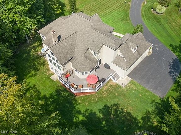 3rd image of 17410 Owls Hollow Ln