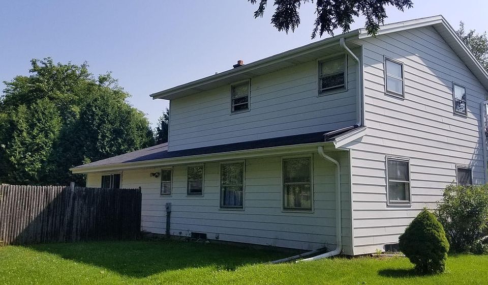 2nd image of 1372 W Portview Dr