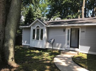 581 W 24th St, Holland, MI