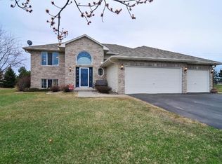 9707 Linden Ave N, Brooklyn Park, MN 55443