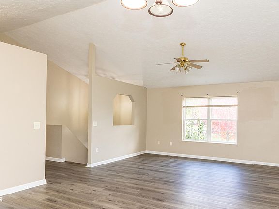 4th image of 4543 Winslow Dr