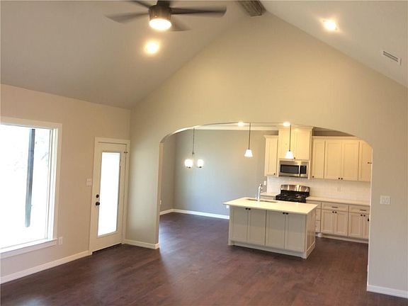 5th image of 1408 Alford Dr