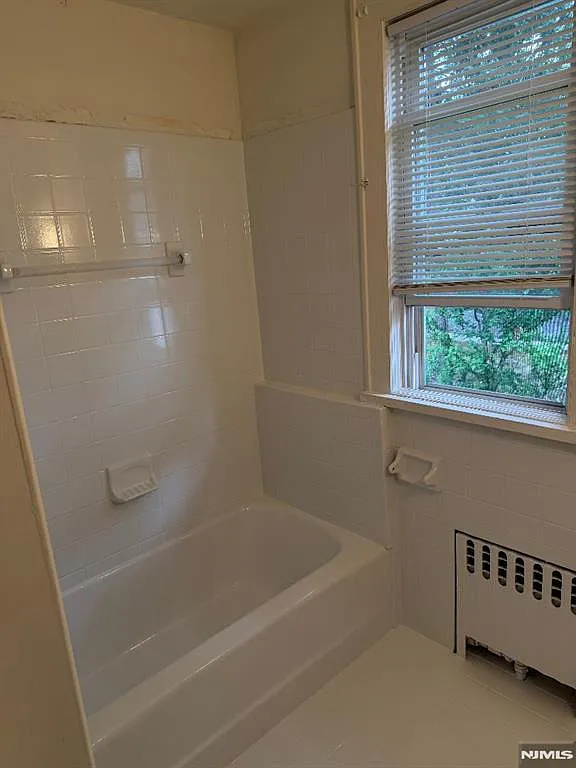 2 bed, $2,500 — Photo 1