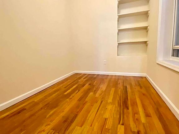 4th image of 440 E 75th St #15S