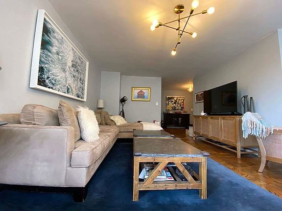 5th image of 245 E 19th St APT 10L