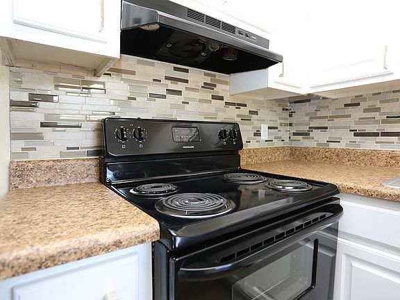 2nd image of 2950 S Cobb Dr SE APT 02-03