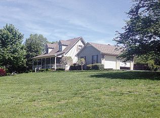 278 Raintree Dr, Livingston, TN 38570