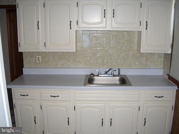2nd image of 8118 Dundalk Ave
