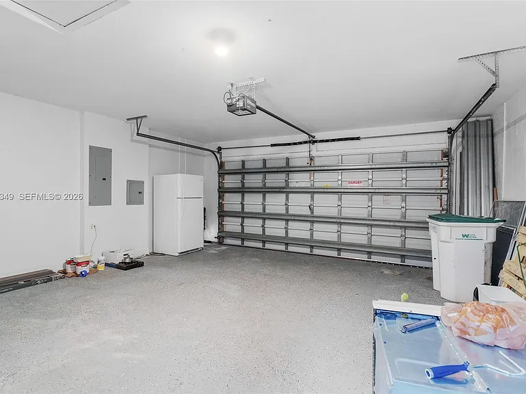 10635 NW 61st Ct — Photo 25