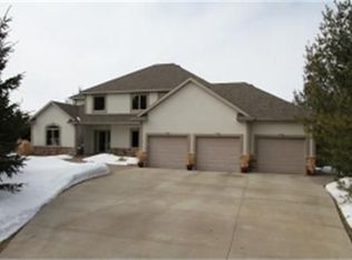7835 Cedar Crest Ln NW, Rochester, MN 55901