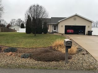 1144 Cooper Cv, Jackson, MI 49203