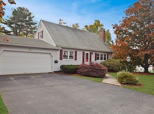 18 Woodburn Dr, Methuen, MA 01844