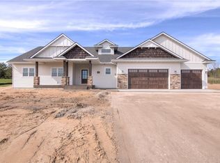 E5248 Sycamore St, Eau Claire, WI 54701