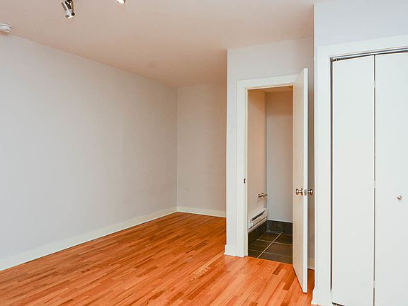 5th image of 2420 N Kedzie Blvd #D301