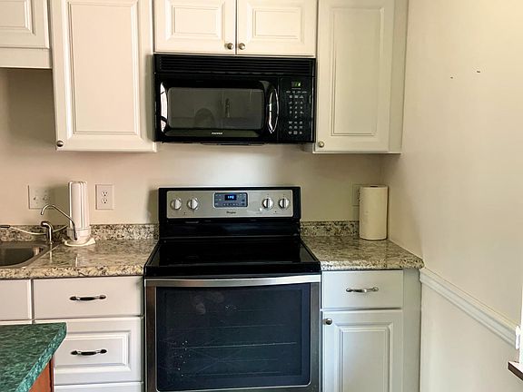 5th image of 810 Highland Dr APT 703