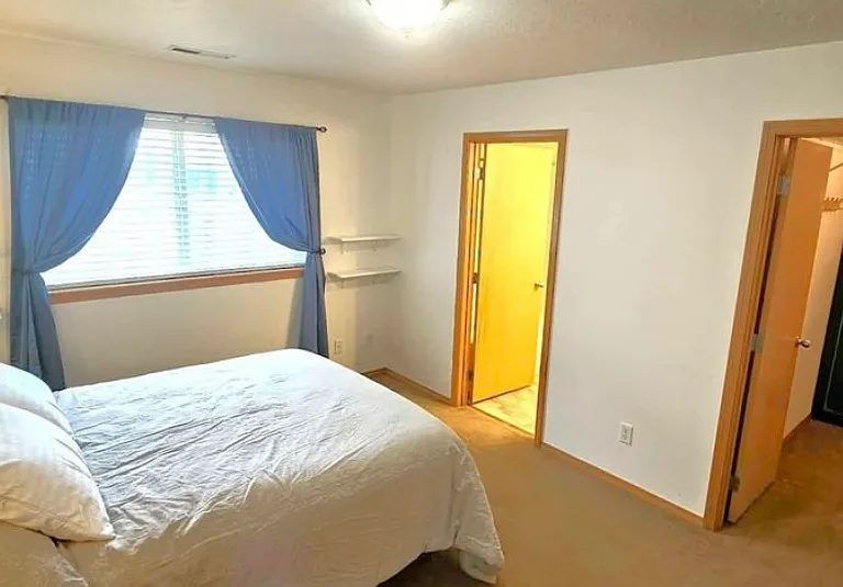 826 Kelsea St — Photo 8