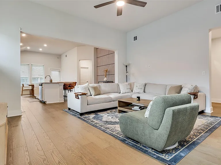 8608 McKamy Dr — Photo 8