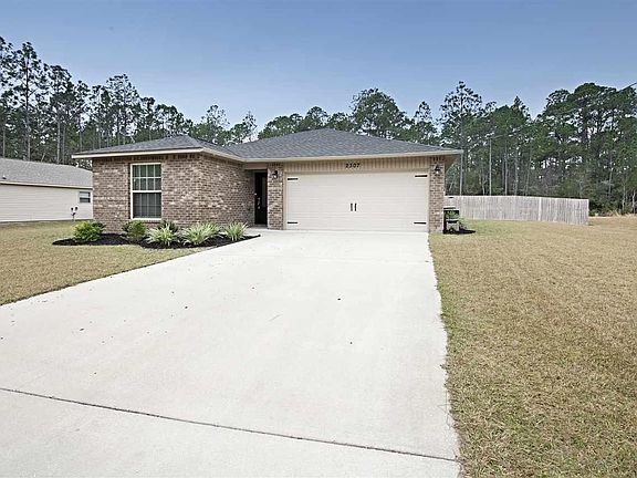 2nd image of 2307 Avenida De Sol