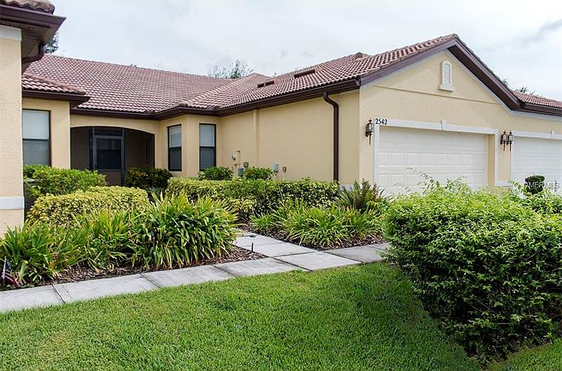 1st image of 2542 Oswego Dr