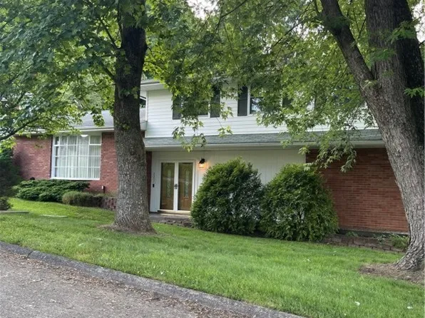 2007 Chapel Hill Ln, Charleston, WV 25312