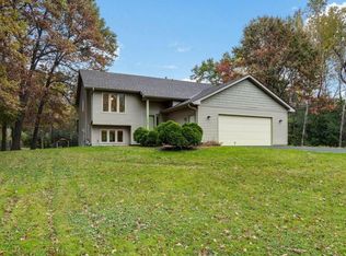 3081 93rd Ave NE, Blaine, MN 55449