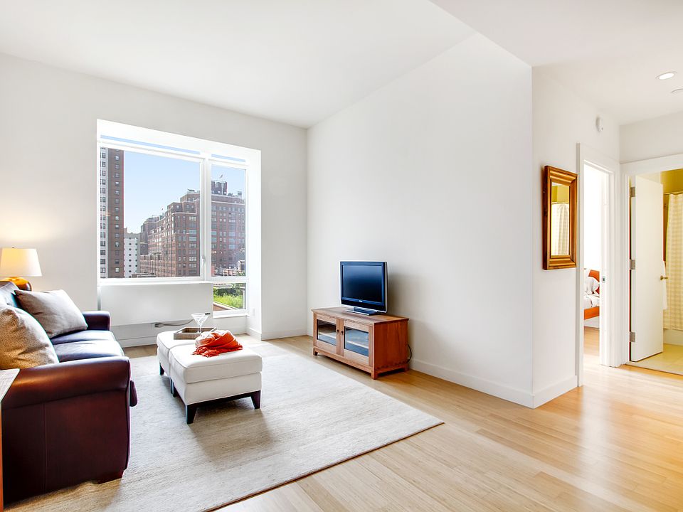 1st image of 450 W 17th St APT 1215