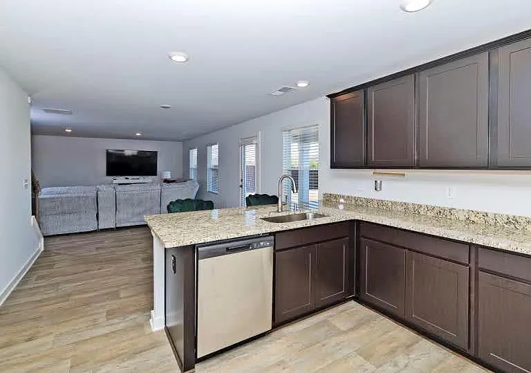 244 Overlook Rd — Photo 8