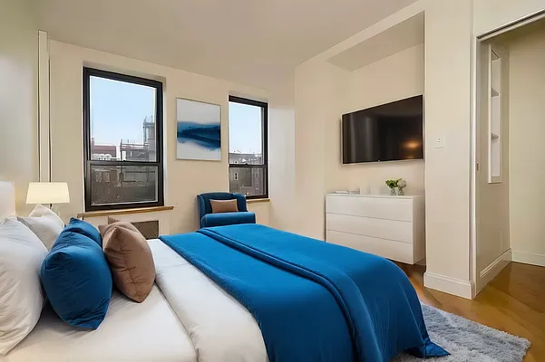 Rented by Mauro Bros Real Estate Services LLC | media 21