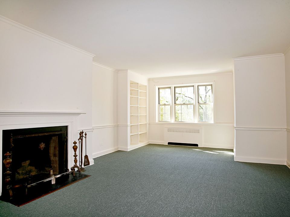 1st image of 3 Chateaux Cir APT 3F