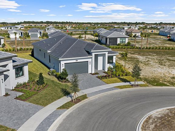 5th image of 8347 SW Dupuy Way