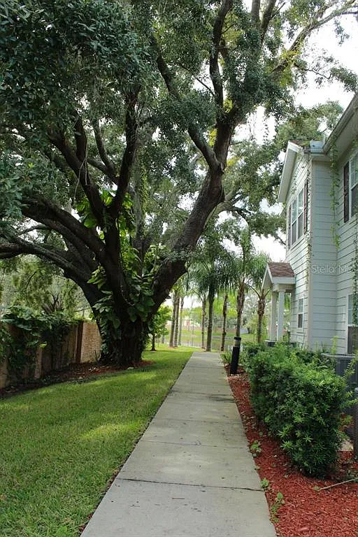 4 bed, 3.0 bath, 1694 sqft, $2,500 — Photo 3