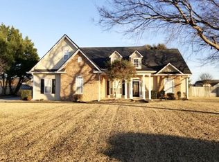 311 Dixieland Dr, Byron, GA 31008