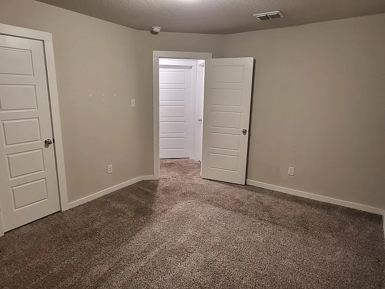 6802 Emerald Valley — Photo 10