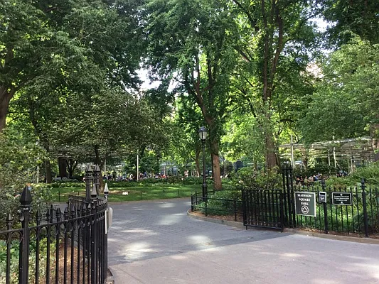 Sold by Sotheby's International Realty | media 12