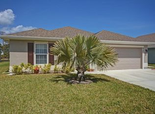 437 Briarcliff Cir, Sebastian, FL 32958