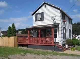 621 New York Ave #R, Rochester, PA 15074