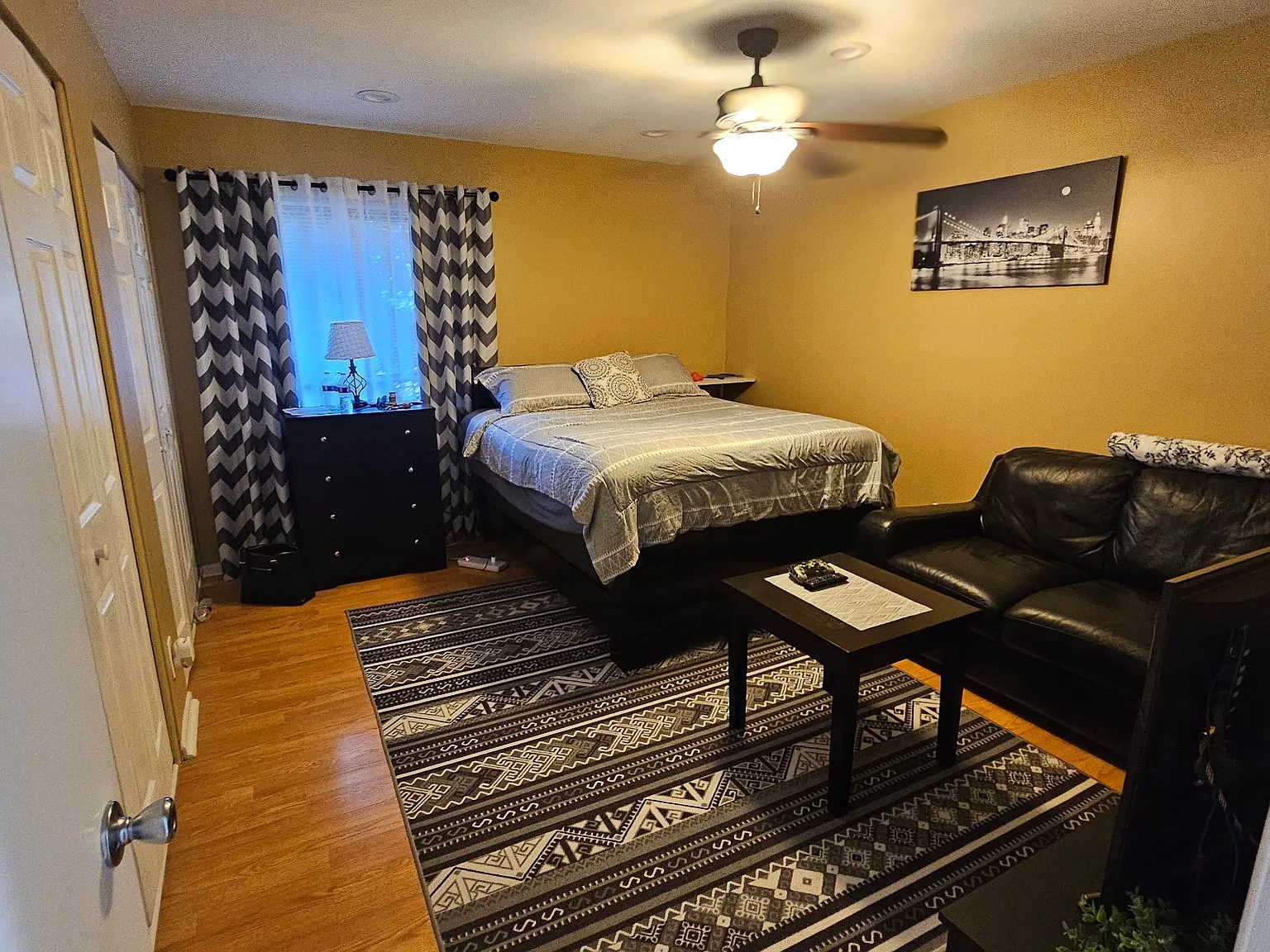 1 bed, 800 sqft, $1,750 — Photo 2