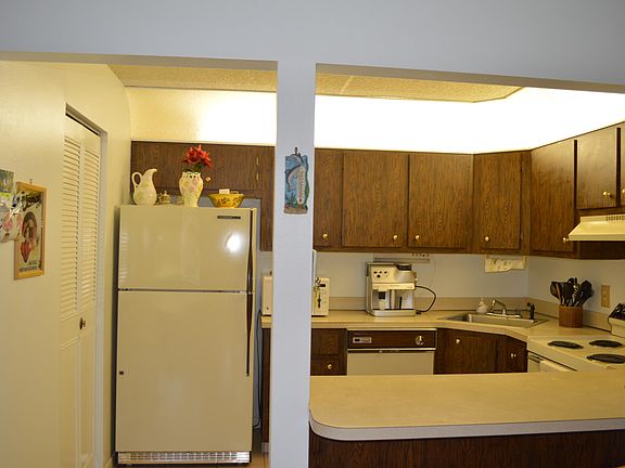 4th image of 312 Knotty Pine Cir APT C-1