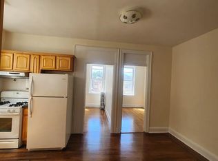 37-28 63rd St #2R, Woodside, NY 11377