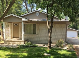 512 Quarter St, Rochester, MI 48307