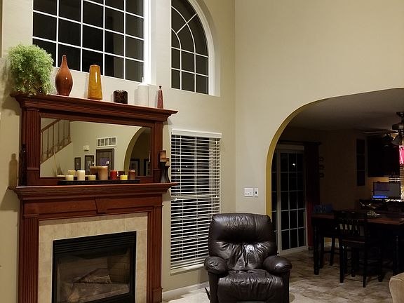 3rd image of 125 Augusta Dr